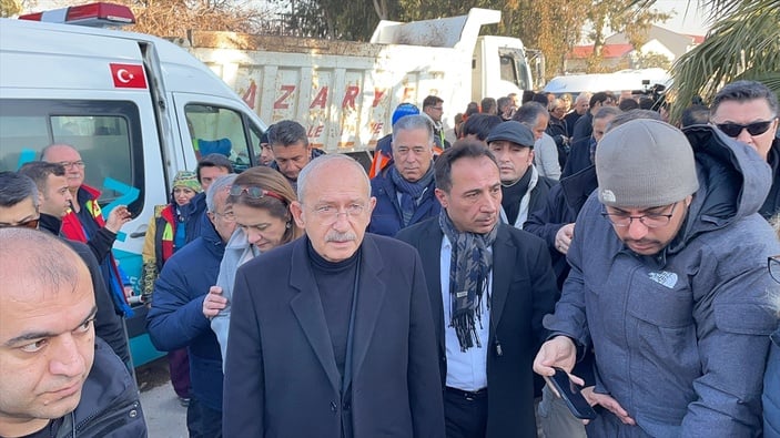 CHP Genel Başkanı Kemal Kılıçdaroğlu Osmaniyeli depremzedeleri ziyaret etti