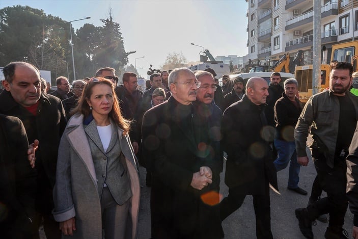 CHP Genel Başkanı Kemal Kılıçdaroğlu Osmaniyeli depremzedeleri ziyaret etti