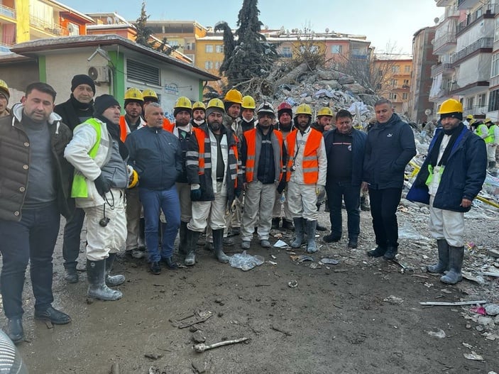 Genel Maden İşçileri Sendikası Başkanı Hakan Yeşil: Madencilerimiz cansiparene mücadele veriyor