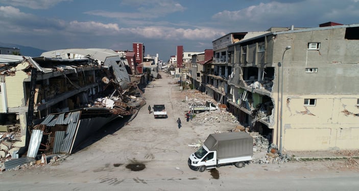 Antakya Sanayi Sitesi, depremde harabeye döndü #1