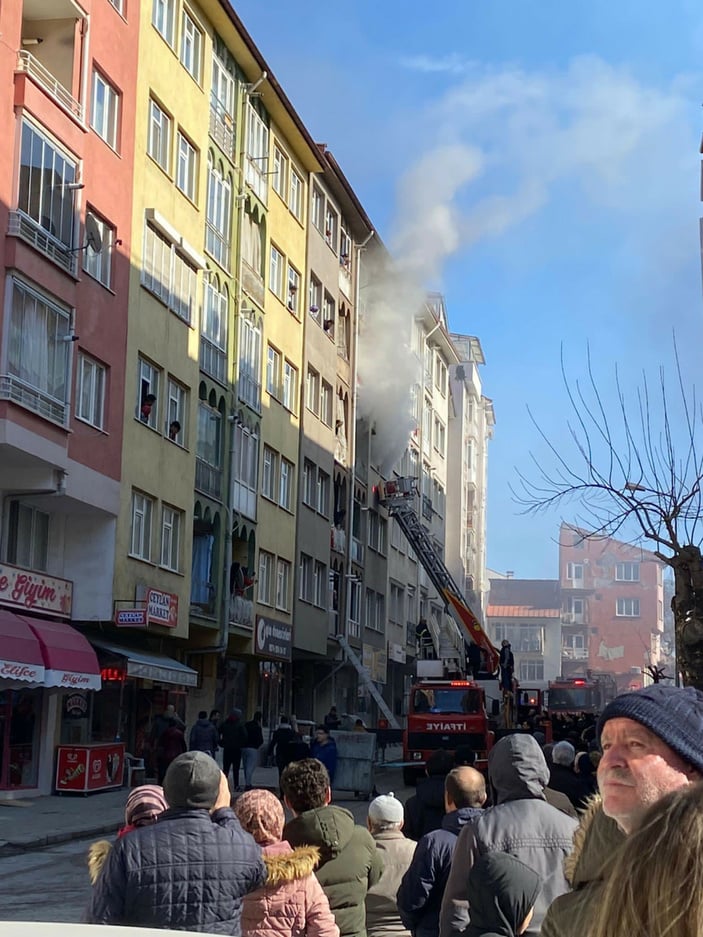 Depremden kurtuldu, geldiği Kütahya'da yangında öldü #2