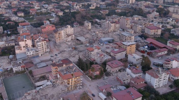 Hatay'da enkaza dönen dünyanın ilk ışıklandırılan caddesi için bakanlık uyardı