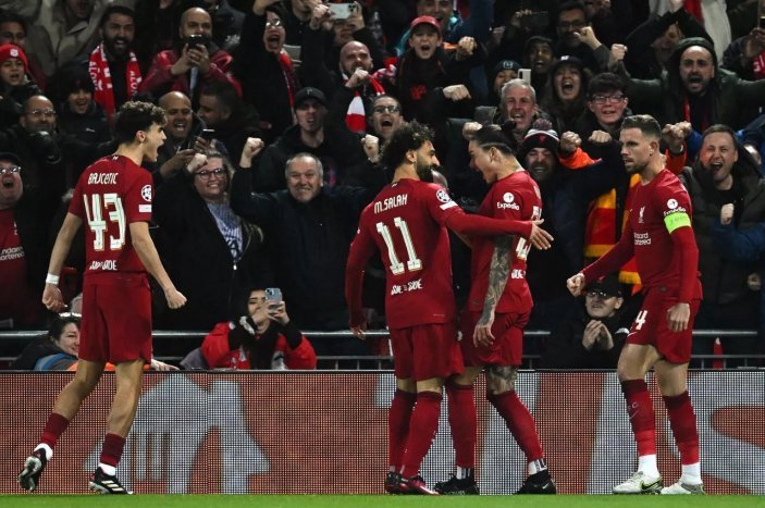 Real Madrid şov yaptı: Deplasmanda Liverpool'a 5 attı