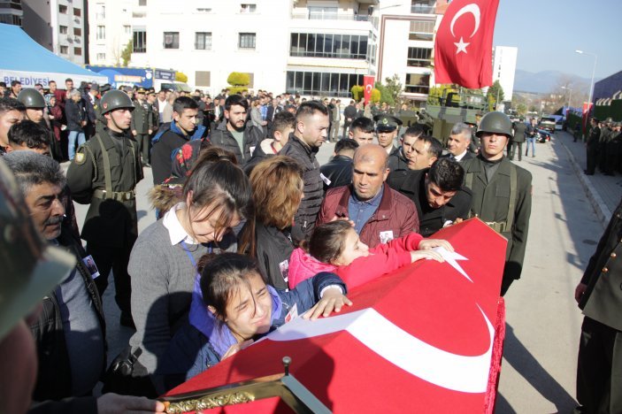 İzmir'de şehide yürekleri yakan veda