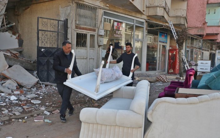 Kahramanmaraş merkezli depremlerin ardından Adıyamanlılar da kentten ayrılıyor