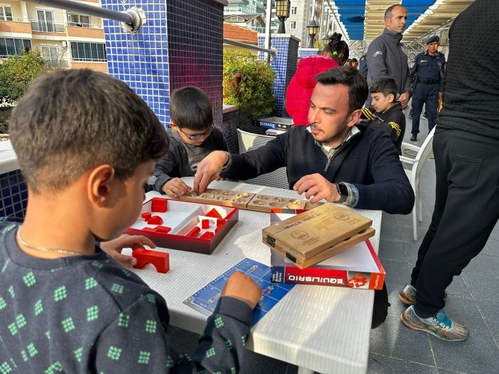 Turizm merkezleri depremzedelere kapılarını açtı