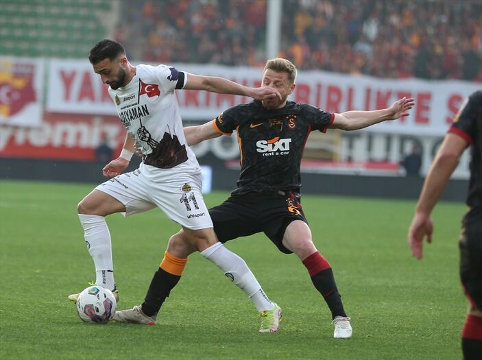 Galatasaray, Alanyaspor 4 golle geçti