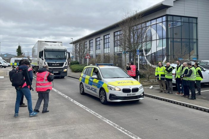 Arsenal, deprem bölgesine yardım gönderiyor