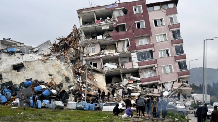 Depremler önceden tahmin edilebilir mi? Uzmanlar açıkladı! Depremi hissetmek mümkün mü?