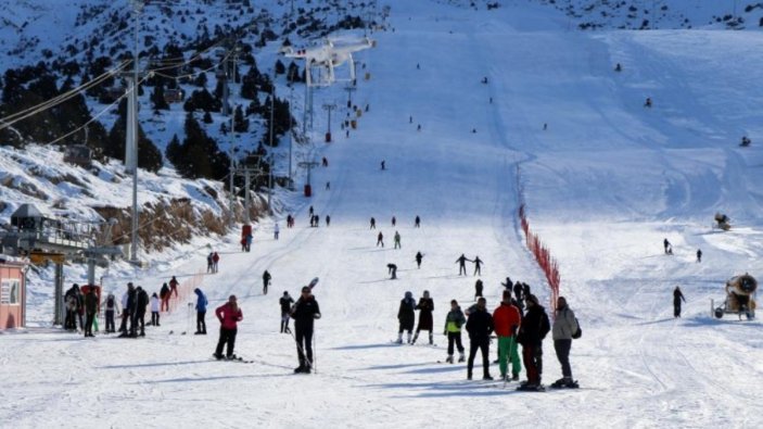 Erzincan'daki kayak merkezi yeniden açıldı