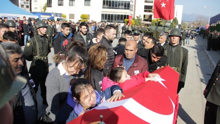 İzmir'de şehide yürekleri yakan veda