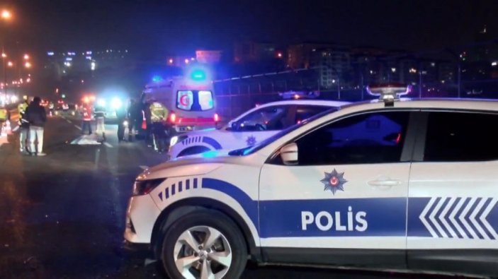 Kağıthane'de otomobilden düşen şahıs, arkadan gelen araçların altında can verdi