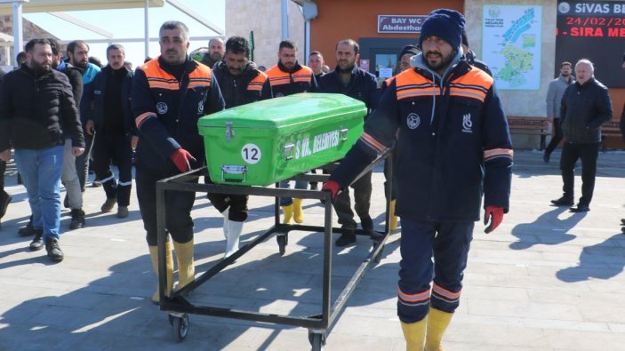 Kimsesiz depremzede Sivas’ta toprağa verildi