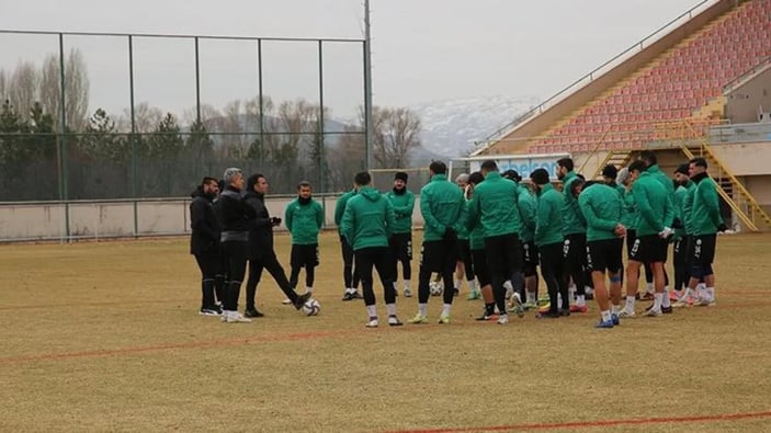 Sivas Belediyespor da ligden çekilmek için TFF'ye başvuru yaptı