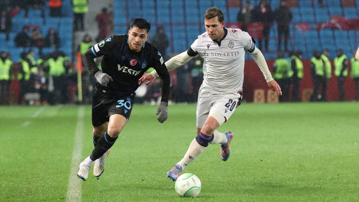 basel-trabzonspor-macinin-ilk-11leri_7ae92863.jpg