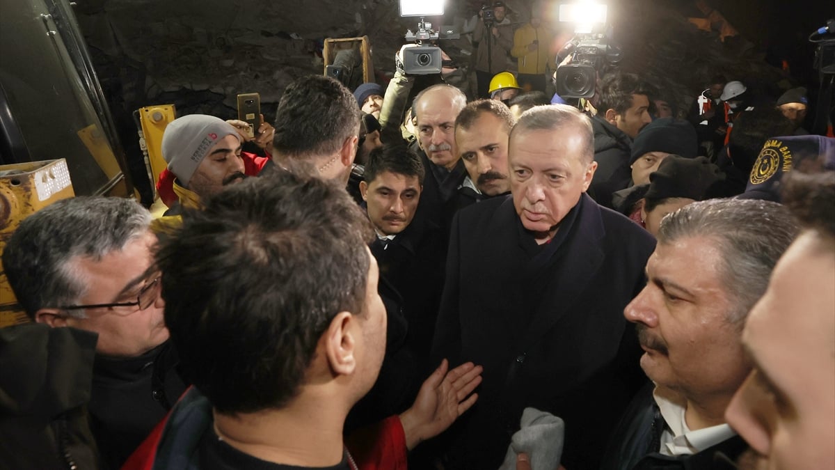 cumhurbaskani-erdogan-hatayda-incelemelerde-bulundu_3dd26672.jpg