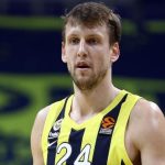 Vesely'den depremzedeler için 500 bin lira bağış