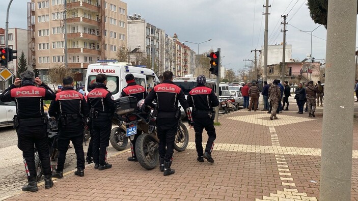 Adıyaman'da köpek kavgası: 3 kişi yaralandı