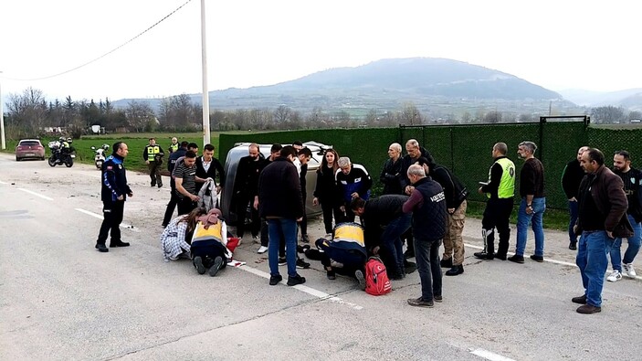 Bursa’da alkollü sürücü otomobiliyle takla attı