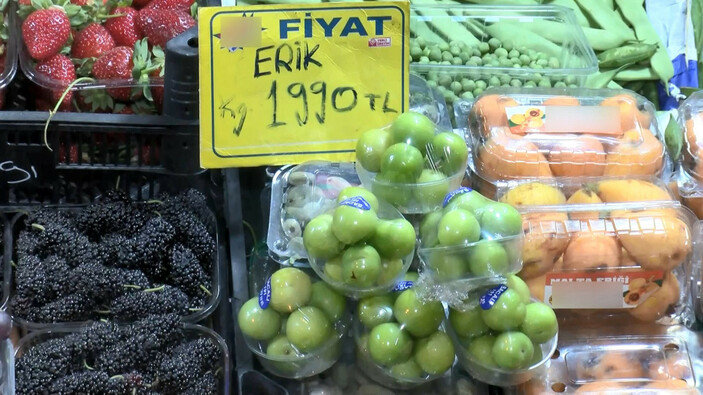 İstanbul'da çeyrek altın fiyatına 1 kilo erik #1