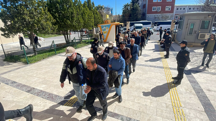 Şanlıurfa’da terör operasyonunda 24 şüpheli adliyede #5