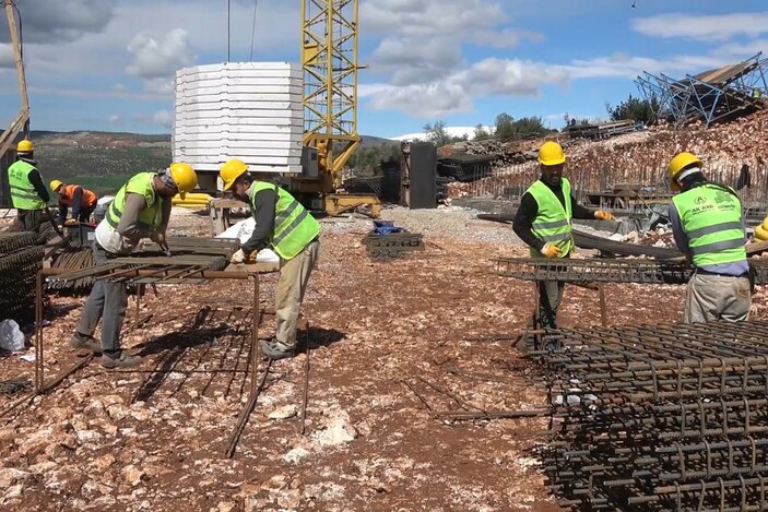 Depremin merkezi Pazarcık'ta afet konutları ilk yerleşim yerine yapılıyor