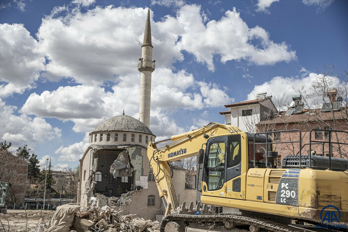 Malatya'da enkaz kaldırma çalışmaları devam etti #2