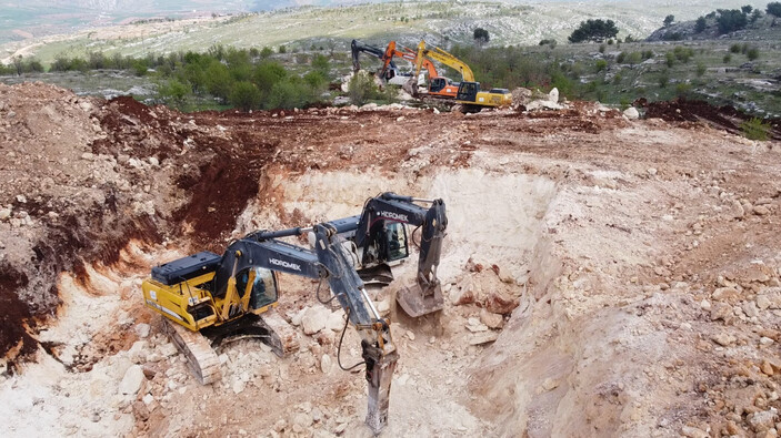 Adıyaman'da temeli atılan 25 bin kalıcı konutun inşaasında çalışmalar başlanıldı