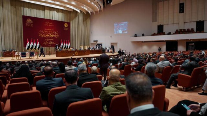 Irak'ta tartışmalı seçim yasası onaylandı