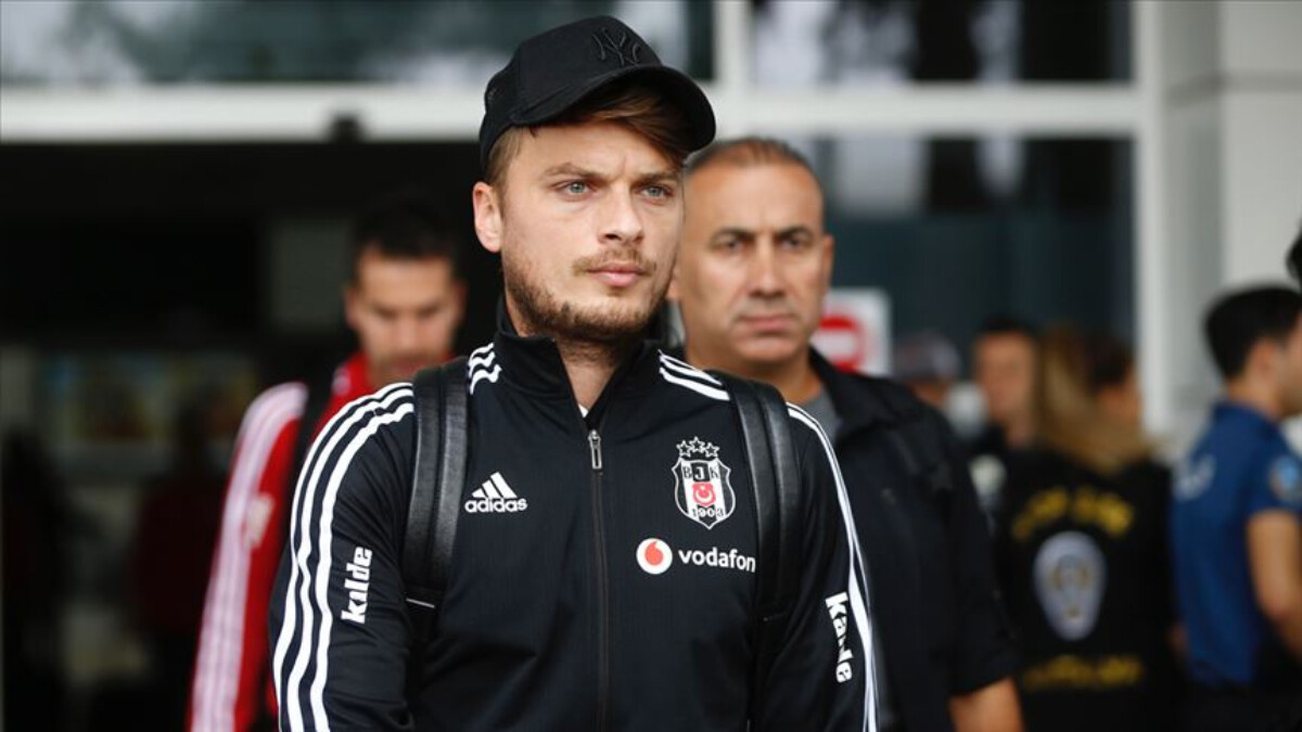 adem-ljajic-beiktata-anlamsz-bir-ekilde-kadro-d-brakld_5d3a4600.jpg