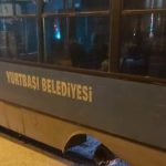 Elazığ'da belediye otobüsünün tekerleği seyir halindeyken yerinden çıktı