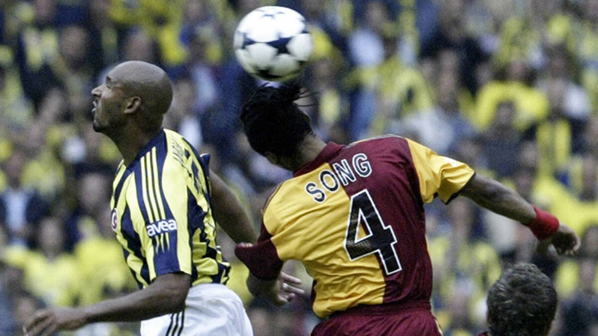 fenerbahenin-eski-futbolcusu-anelka-kaan-ampiyonluk-iin-daumu-su_49aa8913.jpg