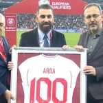 TFF, Arda Turan'ı ödüllendirdi