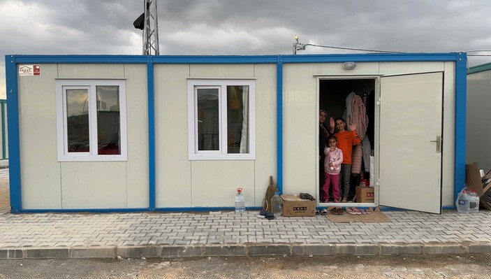 Hatay'ın yaraları sarılıyor! Konya Konteyner Kent'te yaşam başladı: Güvenlik binasından çocuk alanlarına..