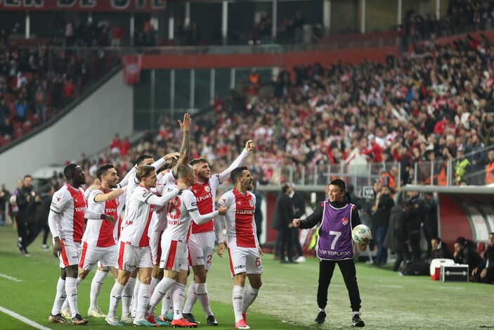 Samsunspor'un yenilmezlik serisi 20 maça çıktı