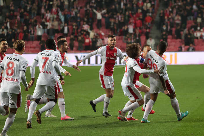 Samsunspor'un yenilmezlik serisi 20 maça çıktı