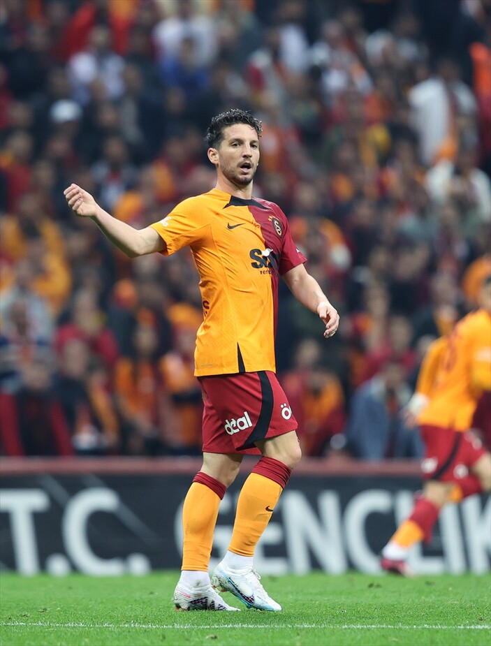 Dries Mertens: Ne geceydi ama