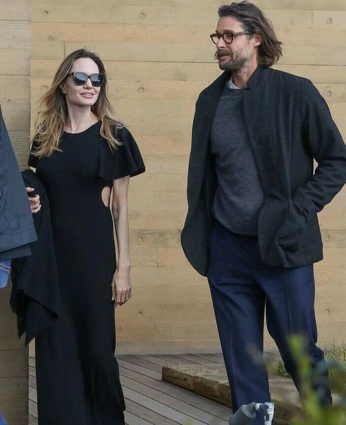 Angelina Jolie’nin oyunculuğu bırakmaya hazırlandığı iddia edildi