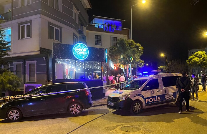 Denizli'de otomobilden pompalıyla rastgele ateş açıldı: 2 yaralı