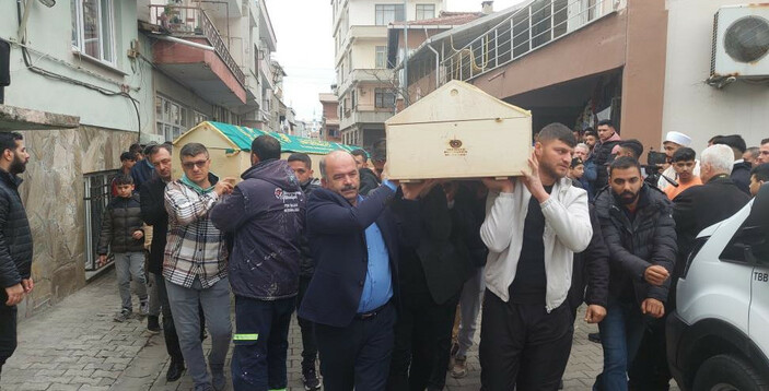 Tekirdağ'da kız isteme kavgasında hayatını kaybeden amca ve yeğene veda