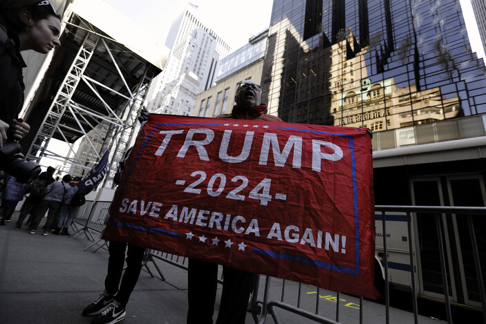 Trump yarın hakim karşısına çıkacak