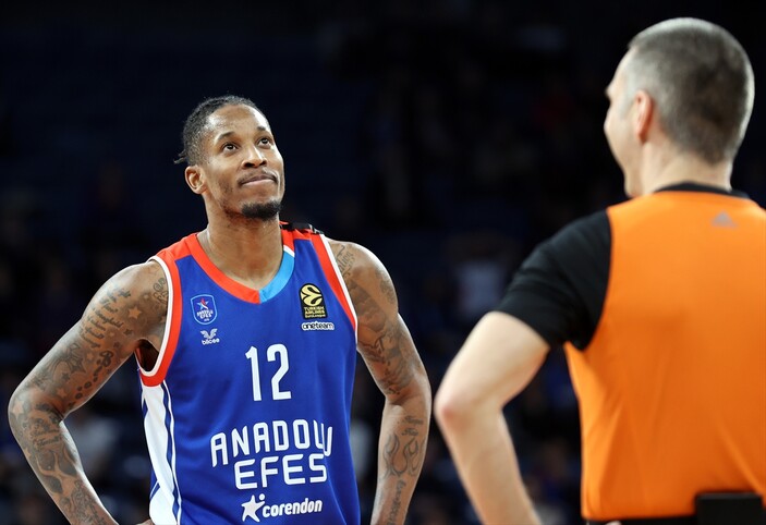 Anadolu Efes, Avrupa'da hayal kırıklığı yaşadı