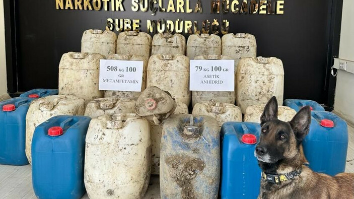 Hakkari'de 508 kilogram metamfetamin ele geçirildi