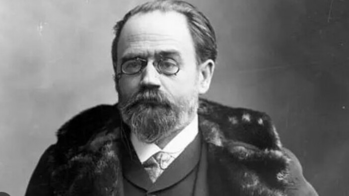 Natüralizm akımının temsilcisi, toplumun vicdanlı kalemi: Emile Zola