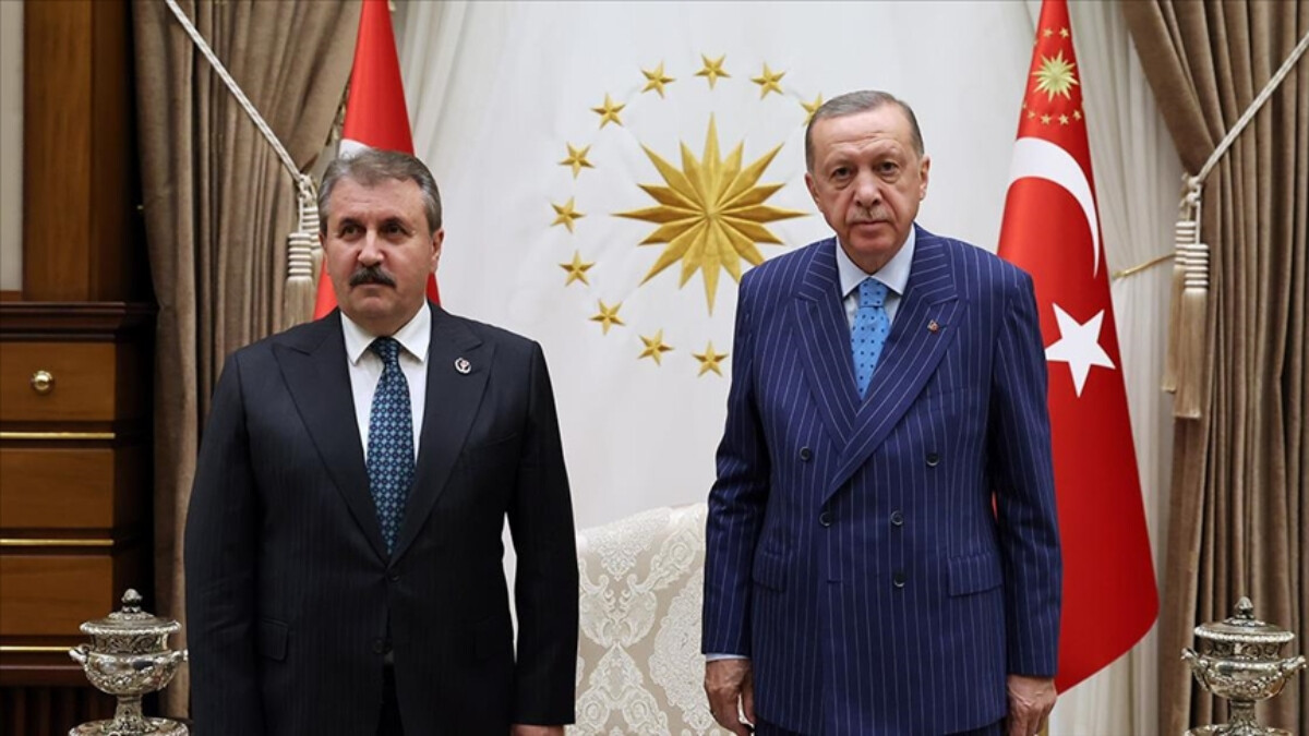 cumhurbaskani-erdogan-mustafa-desticiyi-kabul-etti_01673733.jpg