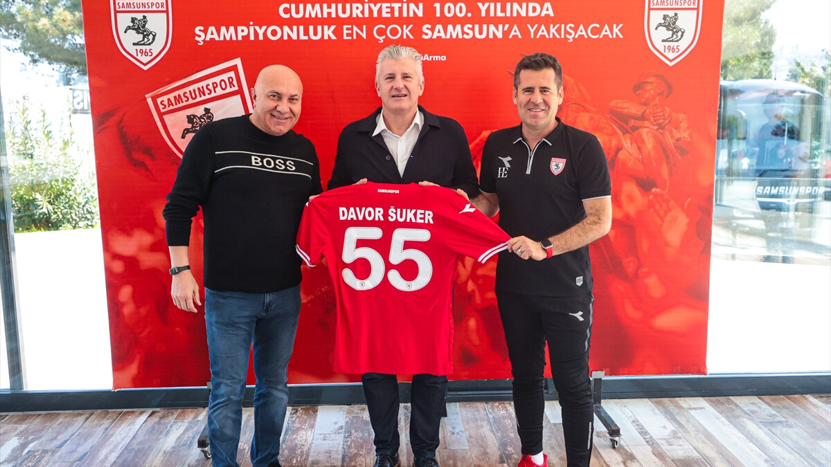 davor-suker-samsunsporu-ziyaret-etti_8732d766.jpg