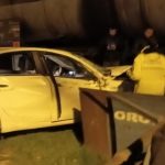 Diyarbakır'da yük trenine çarpan otomobildeki 3 kişi yaralandı