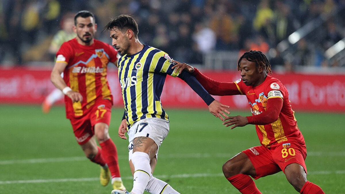 irfan-can-kahveci-fenerbahce-taraftarinin-beni-isliklamasina-uzul_1774b946.jpg