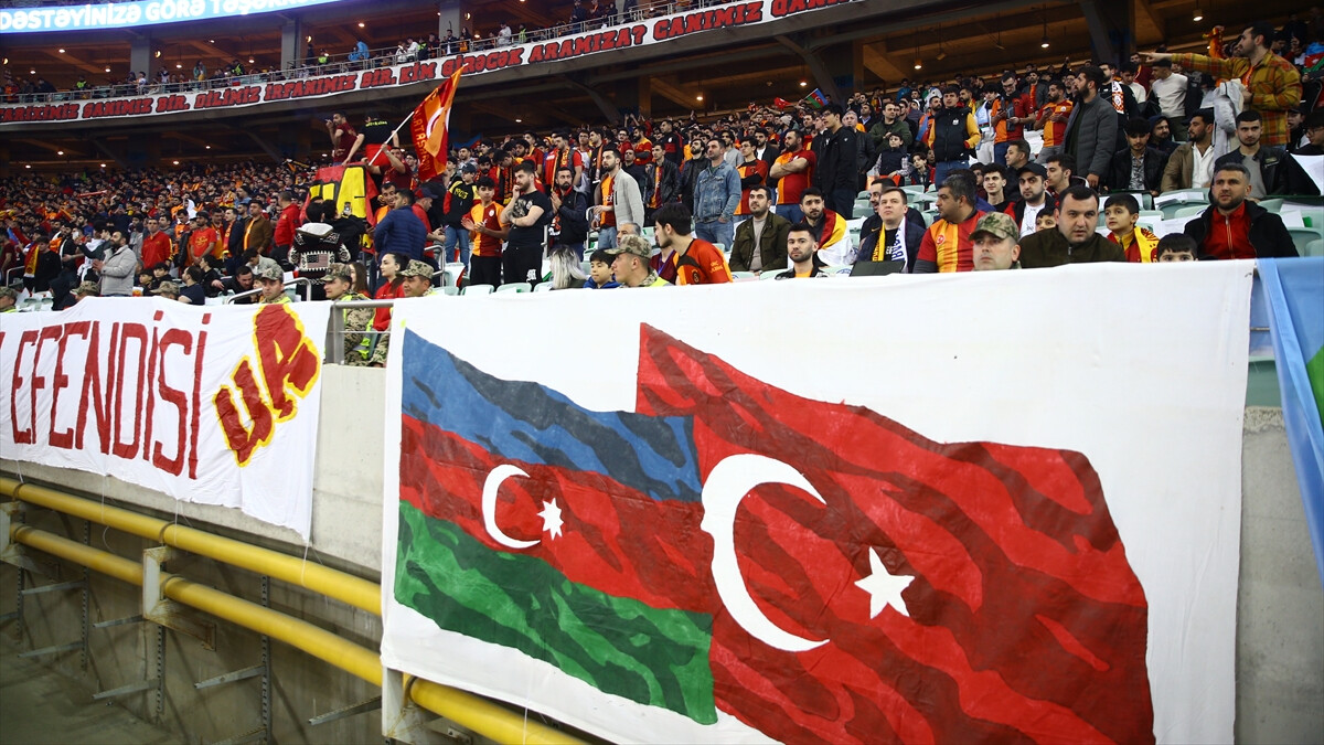 karabag-galatasaray-macinda-depremzedeler-icin-12-milyon-lira-gelir-eld_e277a736.jpg