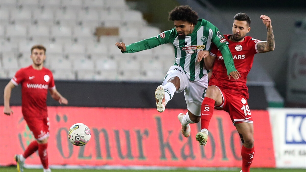 konyaspor-antalyaspor-maci-beraberlikle-sonuclandi_07453788.jpg